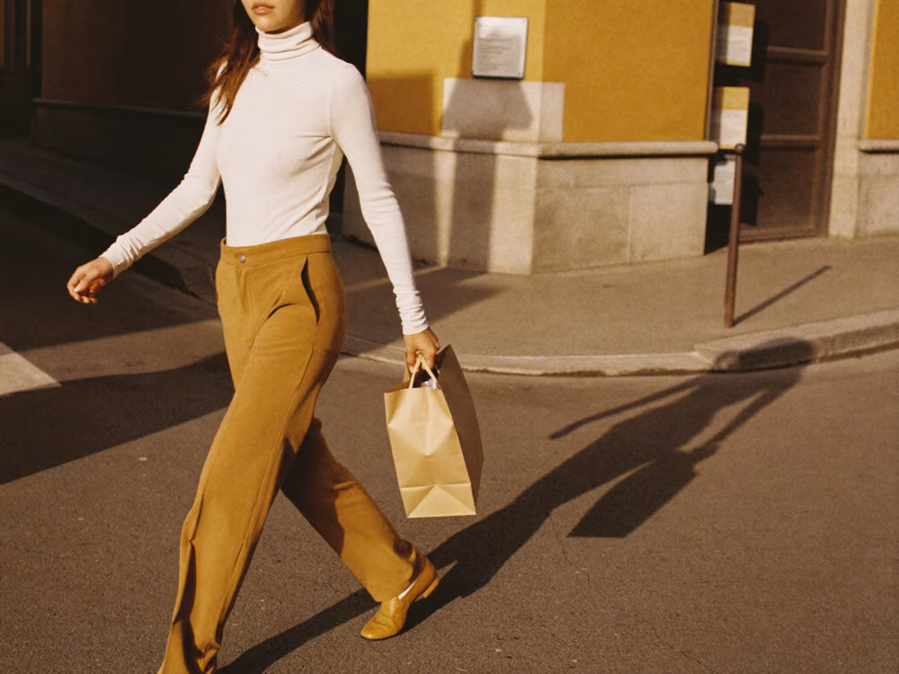 The Customer Who Returns. Virtual Try-On as a Driver of Repeat Sales and LTV Growth The Customer Who Returns. Virtual Try-On as a Driver of Repeat Sales and LTV Growth