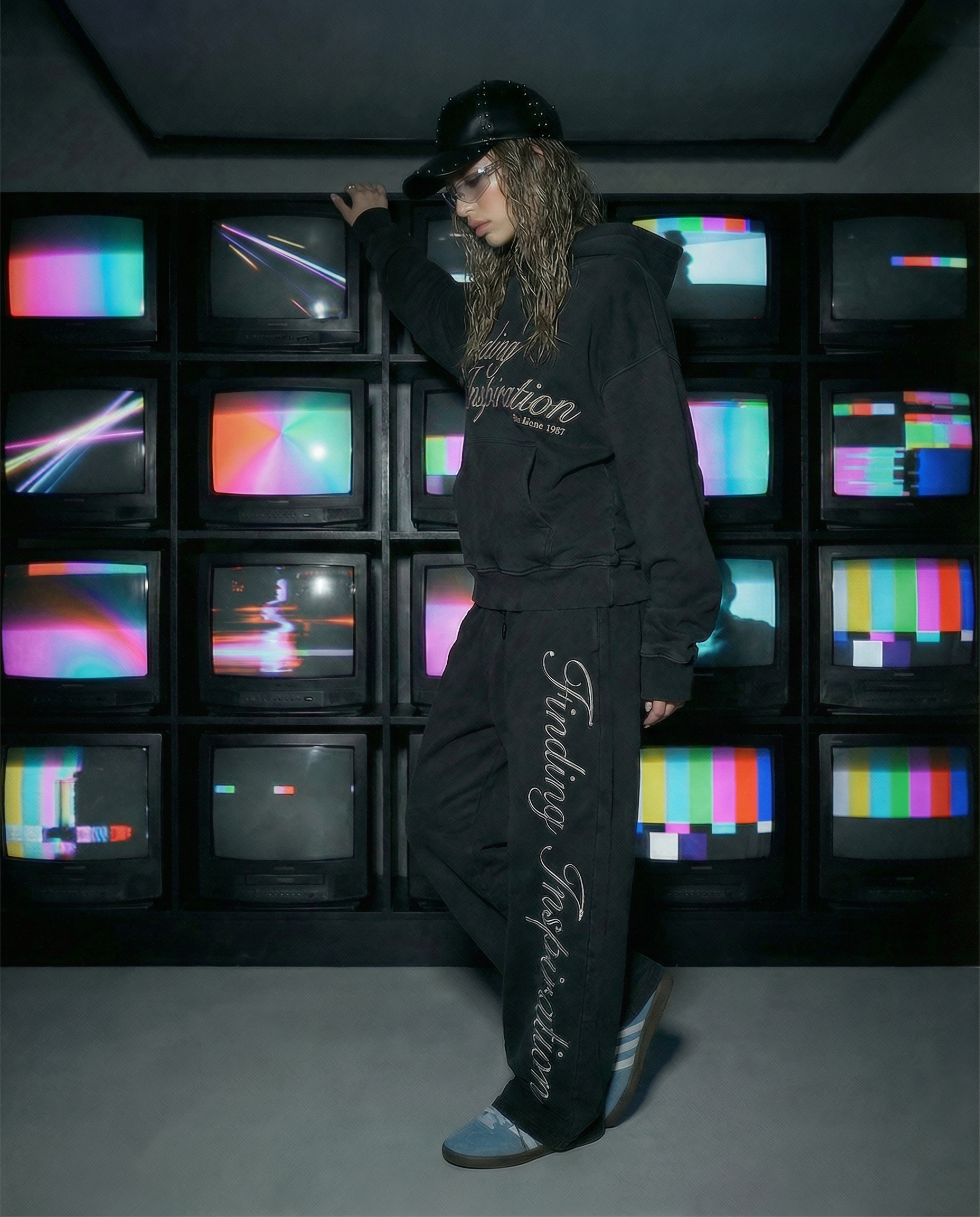 Видео из фото для карточки товара интернет-магазина одежды